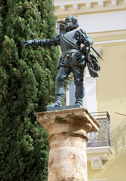 170-Памятник Франсиско Писарро